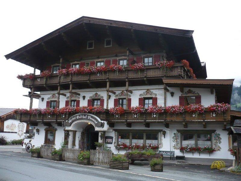 Kaiserhotel Neuwirt Oberndorf in Tirol Eksteriør bilde